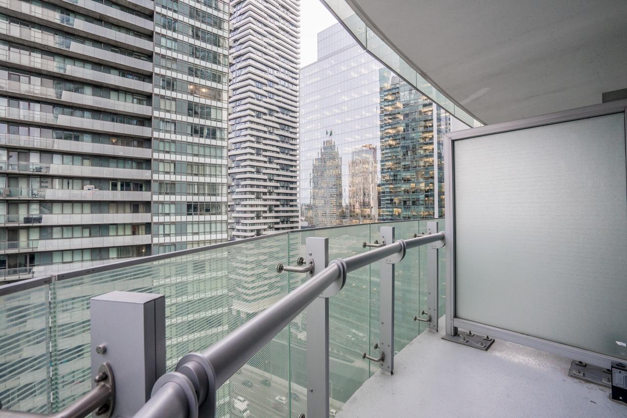 Aaira Suites Toronto Exteriér fotografie