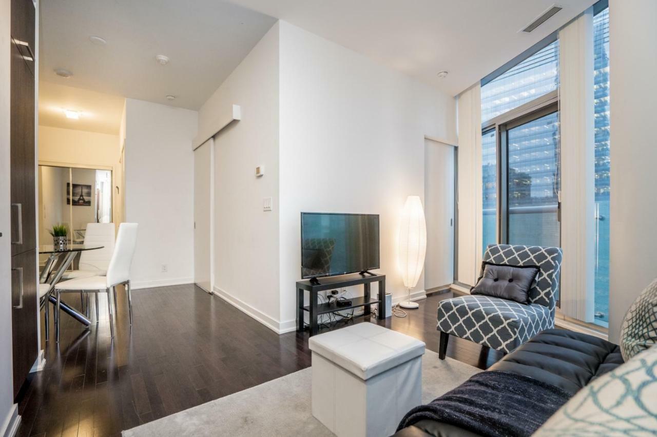 Aaira Suites Toronto Exteriér fotografie